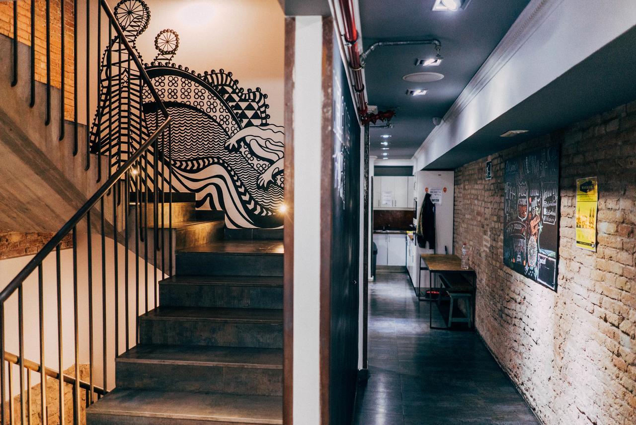 Black Swan Hostel Barcelona Exterior foto
